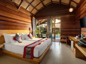 1 bedroom lagoon view